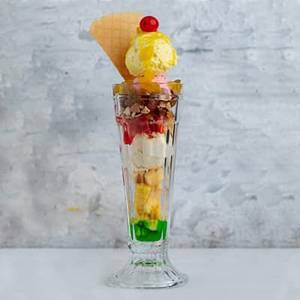Fruit Zest Sundae