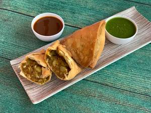 Special Shankar Samosa (1 pc)