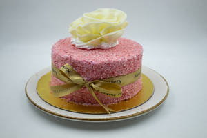 Strawberry Premium Cake 1kg