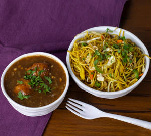 Veg Manchurian + Veg Noodles