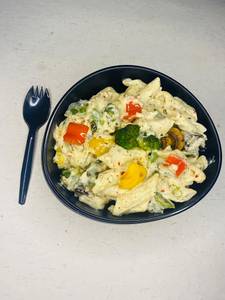 Chicken Pasta With White Sause 