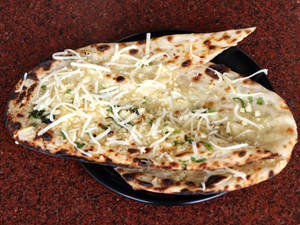 Cheese Garlic Naan