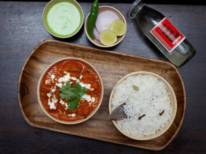 Chicken Tikka Masala + Rice + Ice Tea