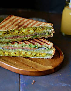 Veg Makhani Grilled Sandwich
