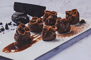 Chocolate Momos (6 Pcs)