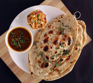 Chole Amritsari Kulcha (2 Pc Kulcha)