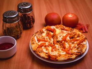 7" Medium Tomato Pizza