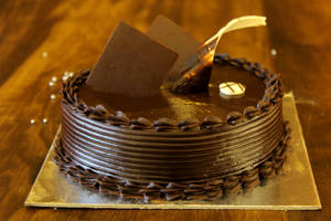 Premium Dark Chocolate Flavour Cake