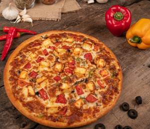 Paneer Tikka Pizza