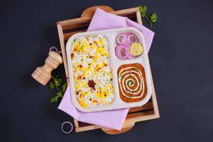 Dal Makhani & Rice Lunchbox
