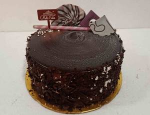 Eggless Dutch Chocolate Cake