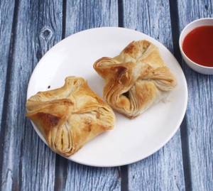Egg Puff (2 Pcs)