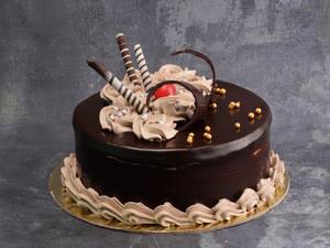 Eggless Fresh Cream Chocolate Cake