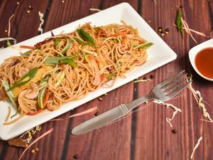 Veg Hakka Noodles