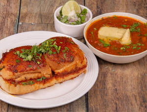 Bhaji with Masala Pav