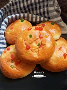Sweet Bun (Mettha Bund)