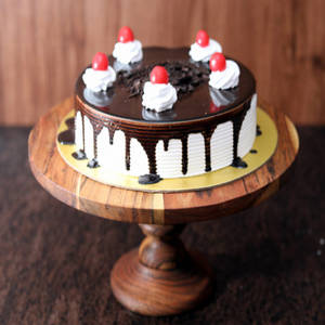 Black Forest Cake Eggless