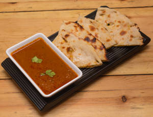 Keema Naan with Gravy