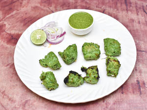 Boneless Chicken Hariyali Kabab (8pc)