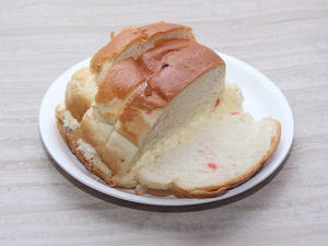 Bun Omelette Cheese