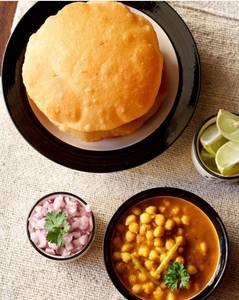 Chole Bhatura