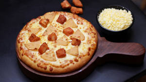 Chicken Tikka & Chicken Salami Pizza