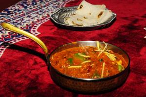 Aloo Gobi Hara Pyaz