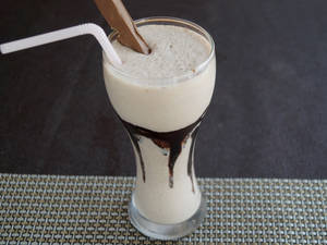 Kitkat Crisp Milkshake