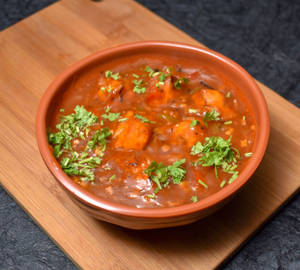 Paneer Manchurian Gravy (6 Pcs)