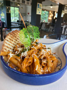 Veg Pasta In Pomodoro Sauce
