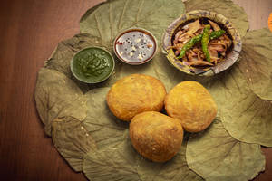 Khasta Kachori [1 Piece]