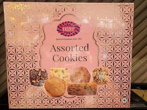 Assorted Cookies 1.2kg Pink