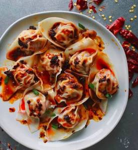 Veg Sichuan Wantons Steamed [Tossed In Chilli Olive Oil]