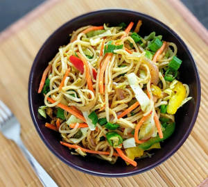 Veg Hakka Noodles