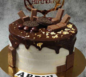 Chocolate Oreo Flow Cake