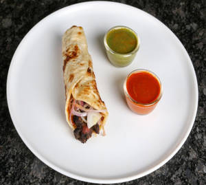 Chicken Bhuna Roll                                        