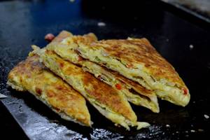Egg Veechu Parotta
