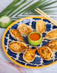 Chicken Pan Fried Momo 8Pcs