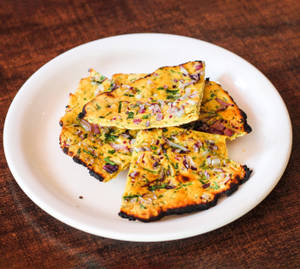 Missi Pyaj Butter Roti 