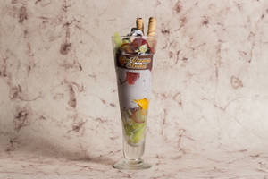 Italian Yogurt with Fresh Fruits 