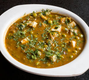 Matar Paneer