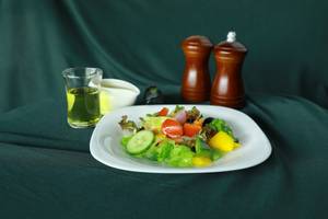 Tossed Salad ( K Cal 90 )	