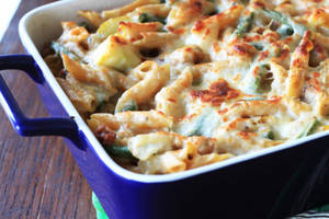 Mozzarella  Chicken Penne White Sauce Pasta