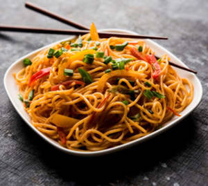 Veg Noodles Hakka