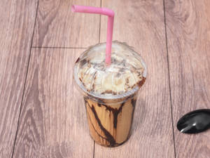 Cold Coffee with Brownie 
