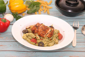 Creamy Pesto Pasta Chicken