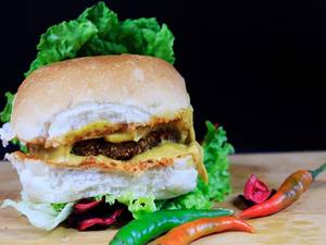 Crunchy Hara Bhara With Cheese