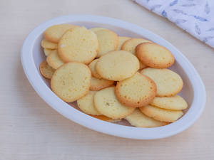 Wine Biscuit (250 Gms)