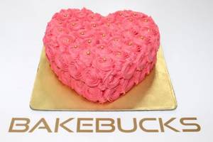 Eggless Strawberry Cake