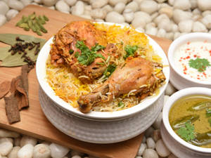 Lucknowi Chicken Biryani              